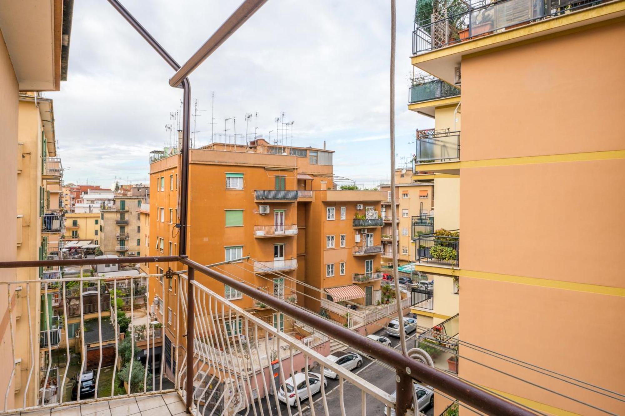 Silver Dream Cornelia, Elegant With Car Park * Roma